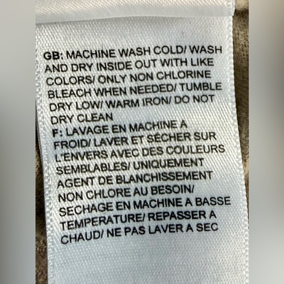 The North Face Graphic Logo Tee Shirt Mens M Tan Khaki “Never Stop Exploring” - Picture 9 of 12